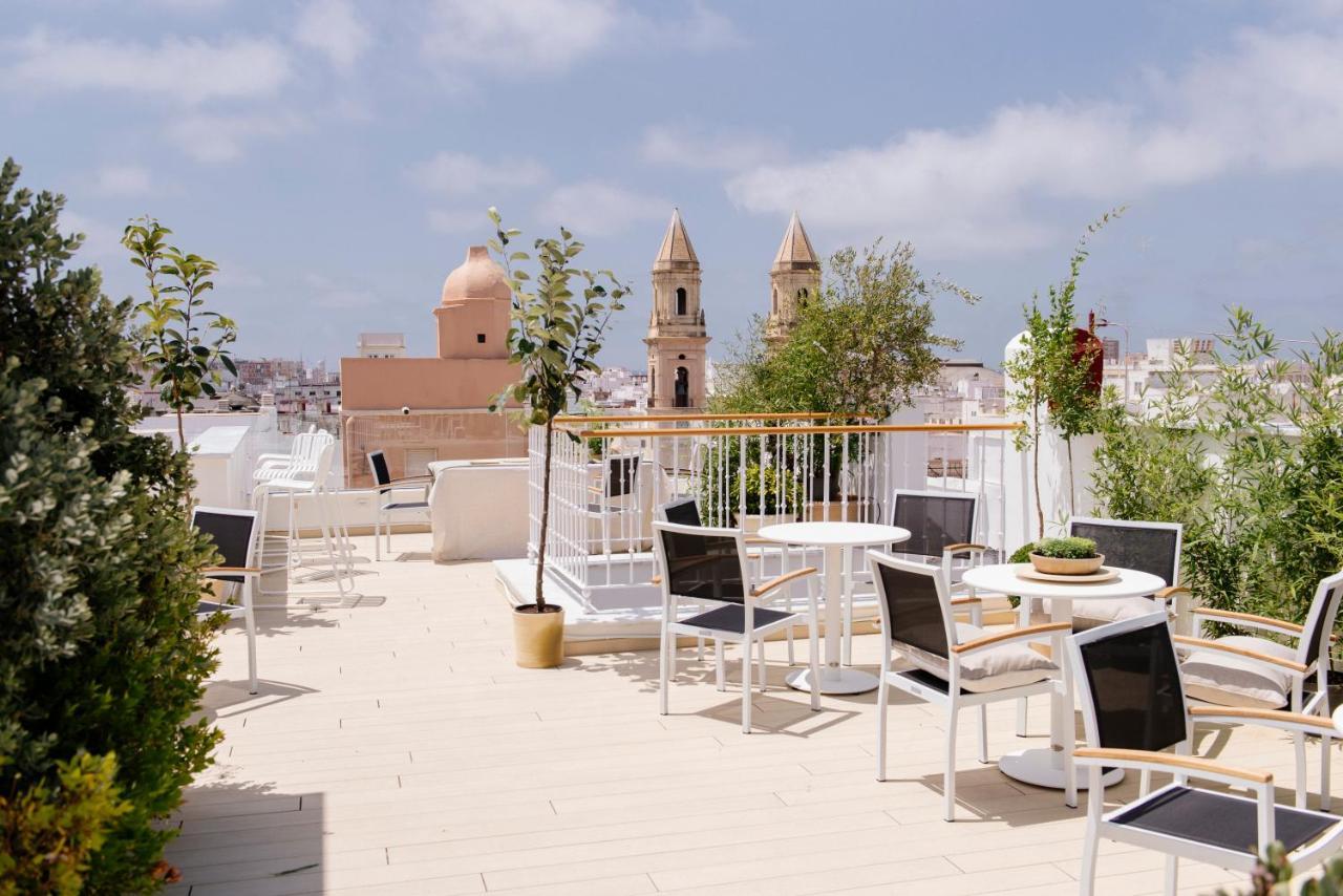 Plaza Mina Suites - Adults Recommended By Luxury Suites Cádiz Exterior foto Rooftop terrace